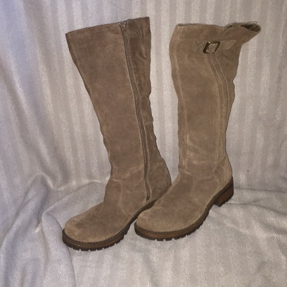 Brown tall boots